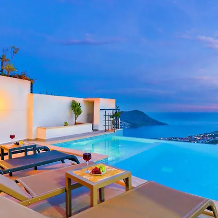 Seaview Luxury 5 Minutes Drive To The Center * 卡尔坎