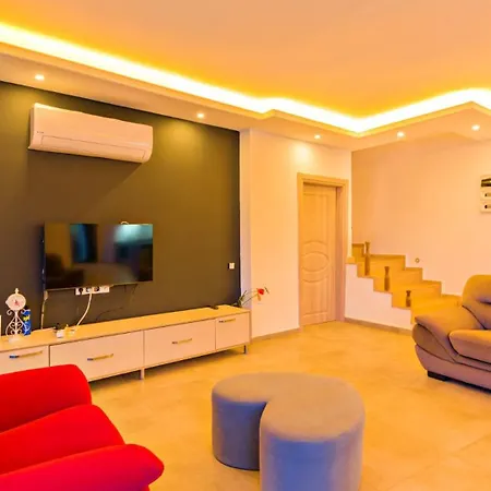 Seaview Luxury 5 Minutes Drive To The Center 卡尔坎
