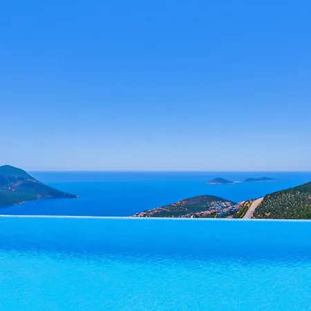 Seaview Luxury 5 Minutes Drive To The Center 卡尔坎