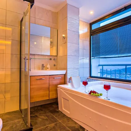 别墅 Seaview Luxury 5 Minutes Drive To The Center 卡尔坎