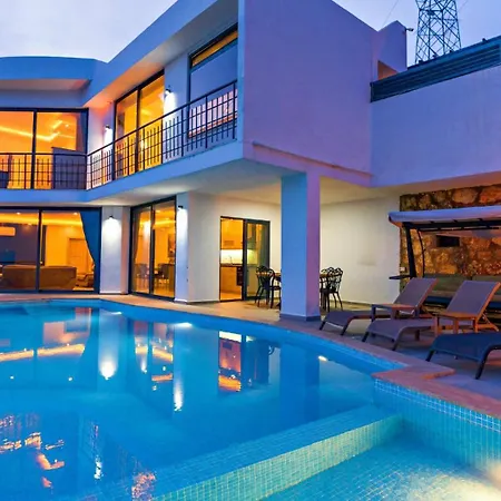 Seaview Luxury 5 Minutes Drive To The Center 别墅 *