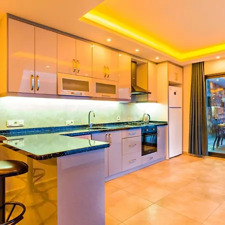 Вилла Seaview Luxury 5 Minutes Drive To The Center Калкан