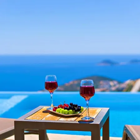 Seaview Luxury 5 Minutes Drive To The Center *